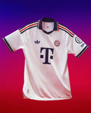 Bayern München II 26-27 VERSÃO JOGADOR