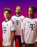 Bayern München II 26-27 VERSÃO JOGADOR